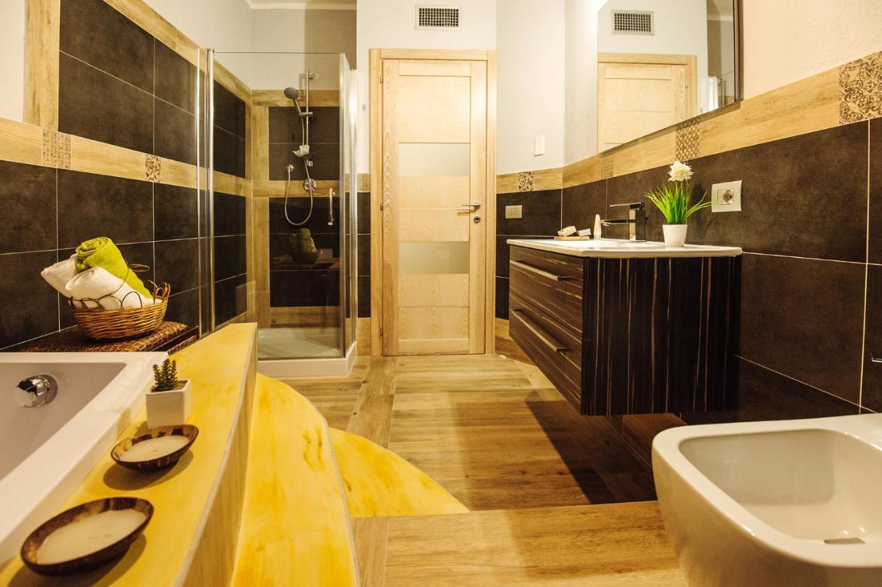 カステルサルド Ricocco Bed & Breakfast エクステリア 写真